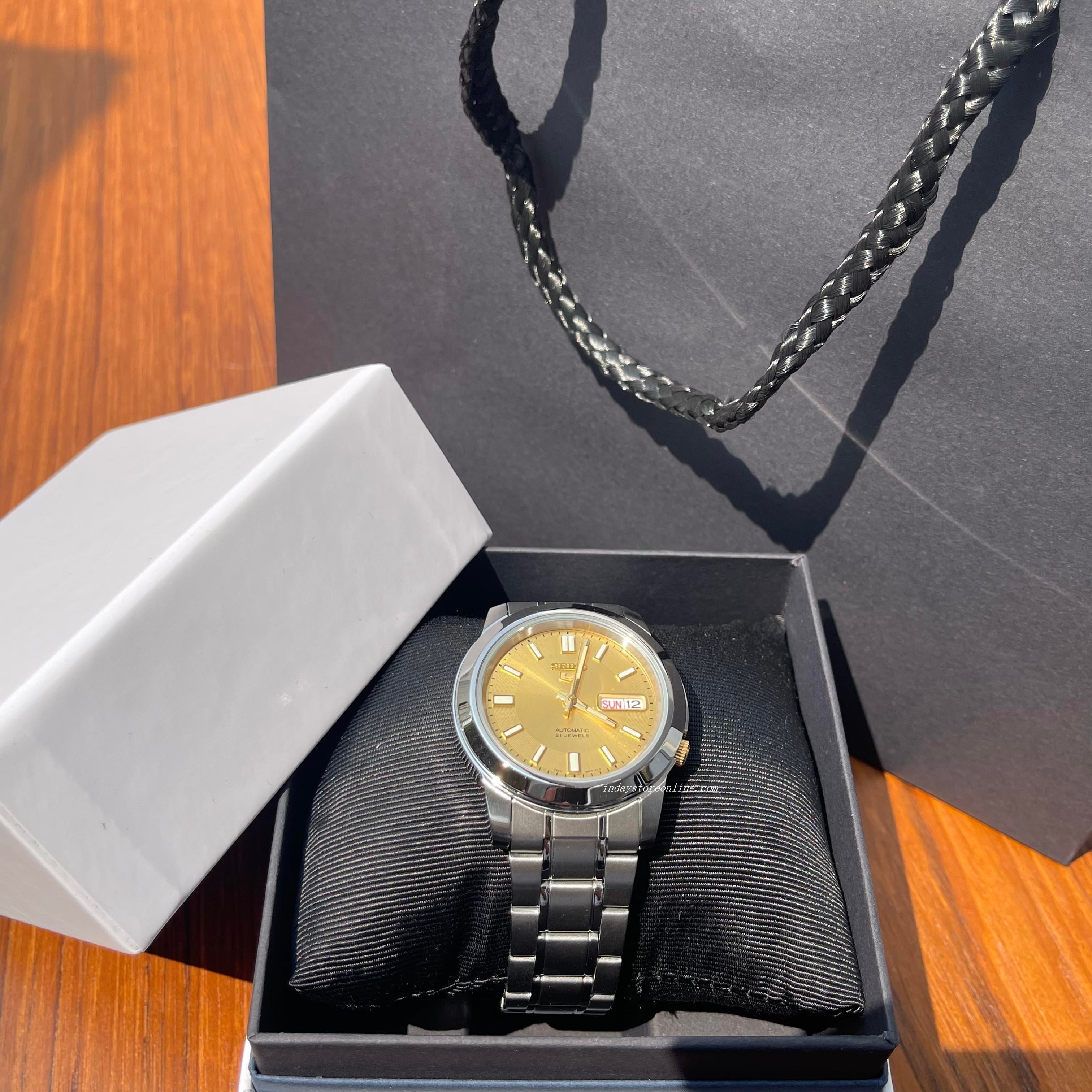 VINTAGE WOMENS SEIKO Retro Gold Plated Quartz Watch Pendant Necklace £0.99  - PicClick UK